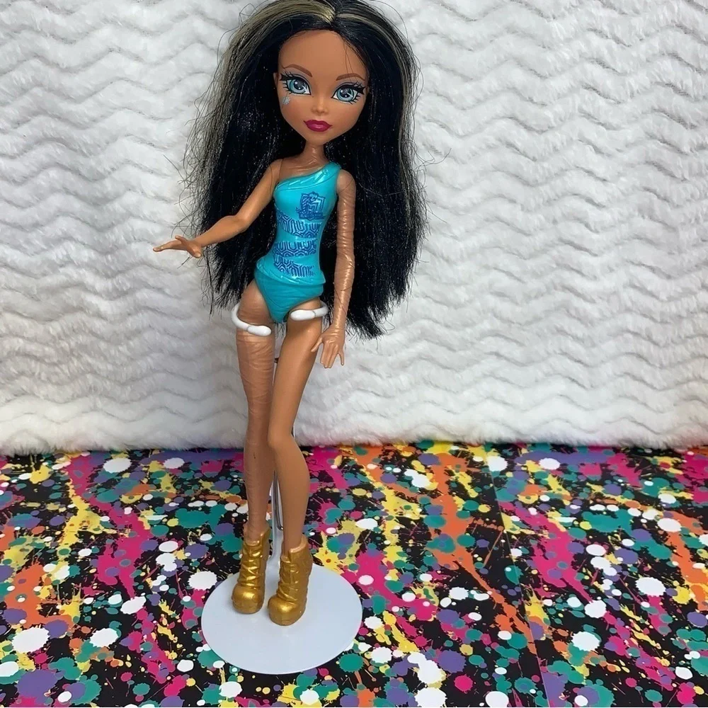 Monster High Cleo de Nile Doll How Do You Boo? Ghoul Spirit 2017 Cheerleader